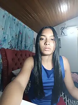 Snapshot of xcleila chatting on 06/09/26, 04:13 xcleila online show from 06/09/26, 04:13