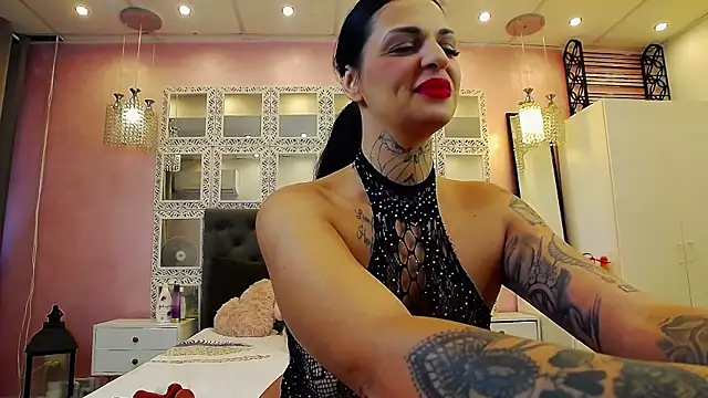 Kalyystra online show from 07/18/26, 06:17