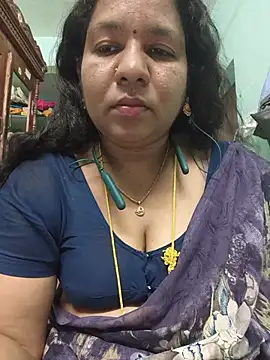 Tamil-kaviya98 online show from 06/12/26, 05:45