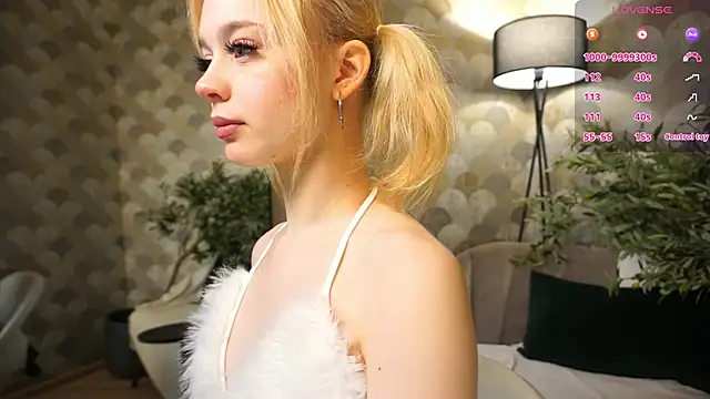 BambiEyes  online show from 06/05/26, 06:09