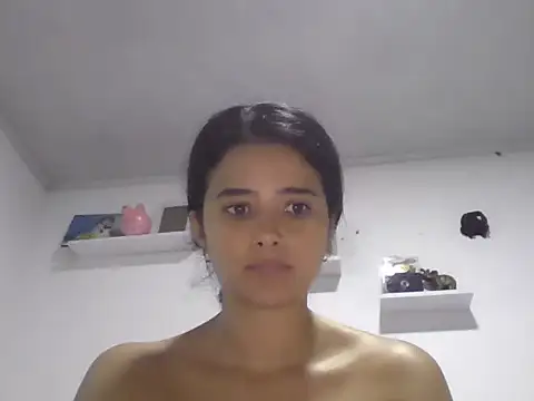 micaelamoreno18 online show from 05/29/26, 05:11