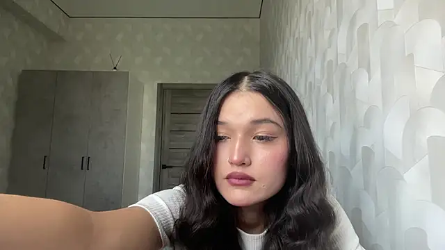 LisetteParajon online show from 06/09/26, 05:08