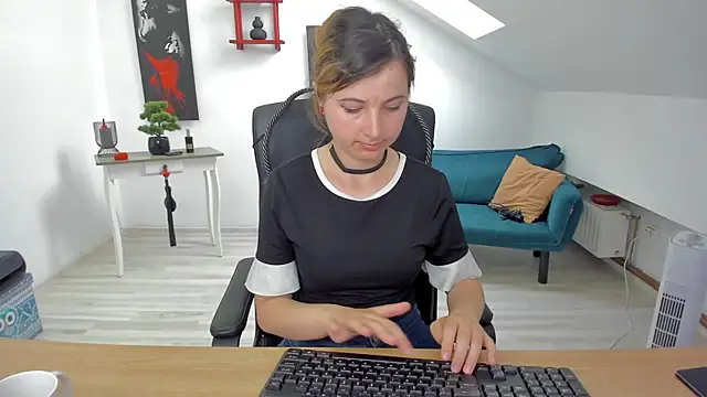 CamelliaStone online show from 07/17/26, 04:01