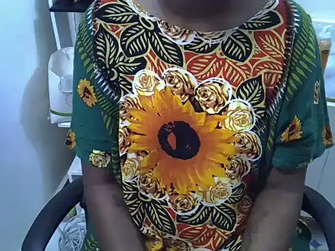 Snapshot of Ndanu_Ercie chatting on 06/13/26, 06:06 Ndanu Ercie online show from 06/13/26, 06:06