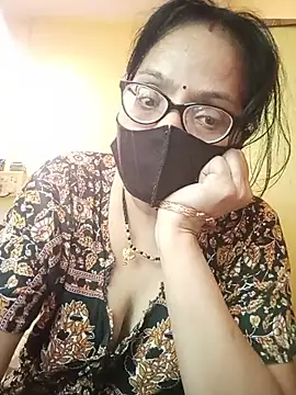 Snapshot of hi-bhabhi chatting on 06/02/26, 12:40 hi-bhabhi online show from 06/02/26, 12:40