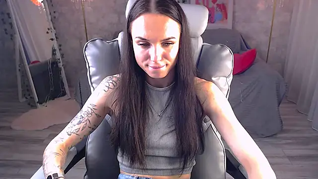 NicoleMerz online show from 06/03/26, 02:33