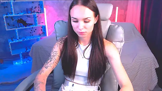 NicoleMerz online show from 07/25/26, 04:15