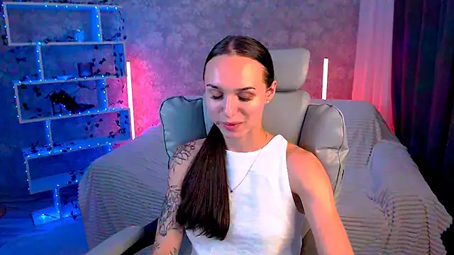 NicoleMerz online show from 07/28/26, 06:20