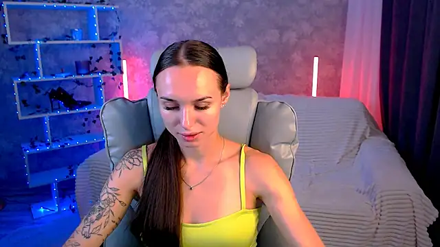 NicoleMerz online show from 07/28/26, 07:39
