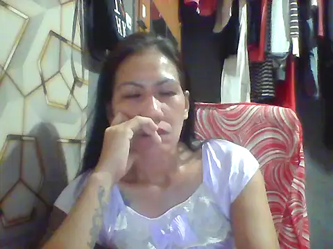Snapshot of pinayheartaker chatting on 06/06/26, 01:16 pinayheartaker online show from 06/06/26, 01:16
