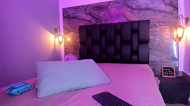 Cristal quintero online show from 06/21/26, 12:35