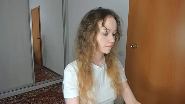 babymolly2 online show from 07/11/26, 08:00