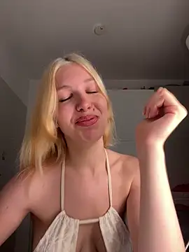 MilaaXOO online show from 06/26/26, 07:51