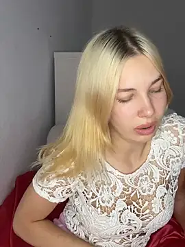 MilaaXOO online show from 08/04/26, 06:32