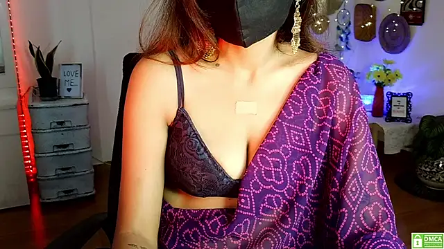 Snapshot of Yalinahotty chatting on 06/09/26, 02:23 Yalinahotty online show from 06/09/26, 02:23