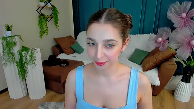 Snapshot of FlirtySpark chatting on 06/09/26, 06:47 FlirtySpark online show from 06/09/26, 06:47