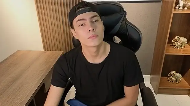 Esteban Fire online show from 06/08/26, 11:54