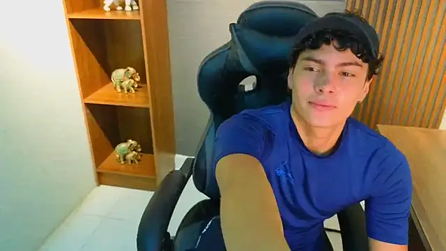 Esteban Fire online show from 06/10/26, 12:15