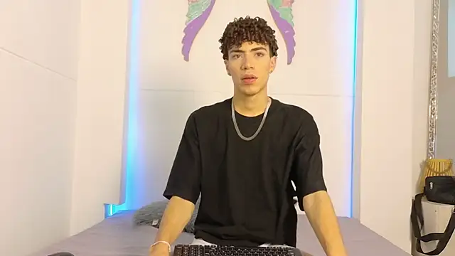 Monyel Blake online show from 07/04/26, 01:17