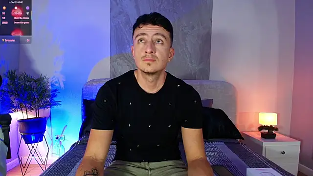 May Lyonheart online show from 07/23/26, 12:02