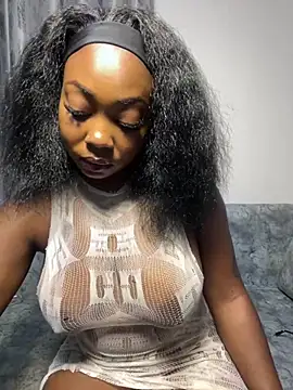 Hot Candyy  online show from 06/23/26, 05:16