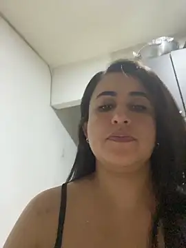 Snapshot of MADAMELUNAXXX chatting on 06/09/26, 01:06 MADAMELUNAXXX online show from 06/09/26, 01:06