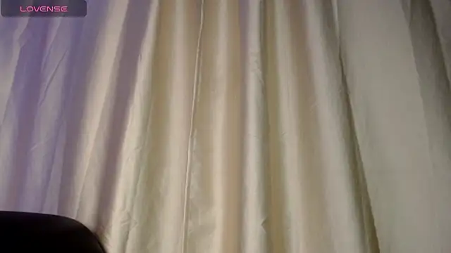 Snapshot of Vic_cooper chatting on 06/09/26, 09:21 Vic cooper online show from 06/09/26, 09:21