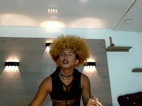 AshleySofiaThenison online show from 06/12/26, 03:05