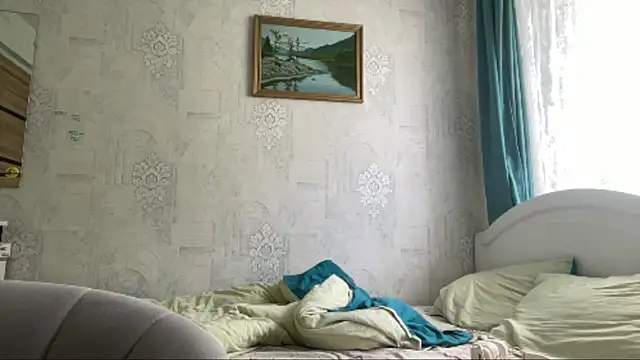 HeIen cute online show from 07/18/26, 07:34