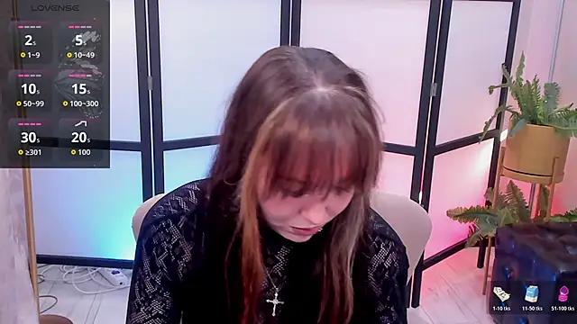 Snapshot of Hyuna_Flowers chatting on 06/07/26, 03:32 Hyuna Flowers online show from 06/07/26, 03:32