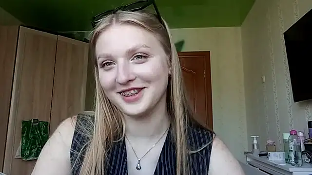 NorineGressett online show from 06/11/26, 01:09