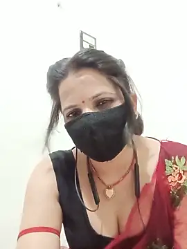 Snapshot of Karishma_bhabi3 chatting on 06/05/26, 06:52 Karishma bhabi3 online show from 06/05/26, 06:52