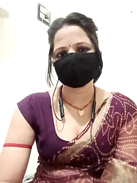 Snapshot of Karishma_bhabi3 chatting on 06/12/26, 09:52 Karishma bhabi3 online show from 06/12/26, 09:52