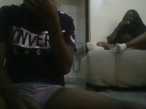Suger whisper online show from 07/03/26, 07:20