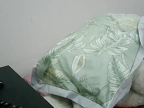-Ninyn- online show from 07/05/26, 01:56