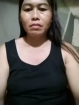 Snapshot of -Hatybi- chatting on 06/06/26, 11:59 -Hatybi- online show from 06/06/26, 11:59