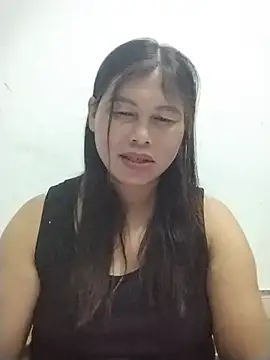 Snapshot of -Hatybi- chatting on 06/12/26, 08:41 -Hatybi- online show from 06/12/26, 08:41