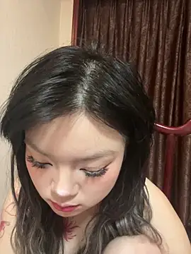 Snapshot of mgvivi chatting on 06/03/26, 02:33 mgvivi online show from 06/03/26, 02:33