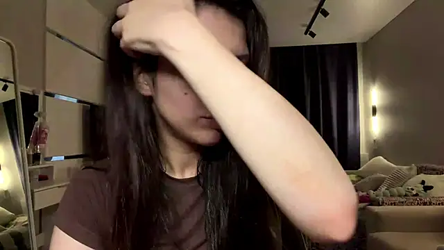 Alicekitty67 online show from 06/25/26, 02:10