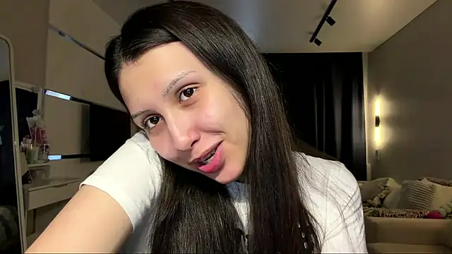 Alicekitty67 online show from 06/30/26, 02:07