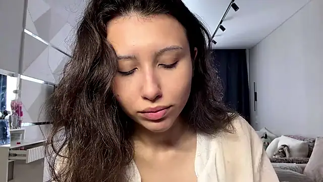 Alicekitty67 online show from 07/15/26, 07:13