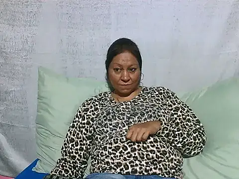 IndianSexyMilf69 online show from 06/13/26, 05:27