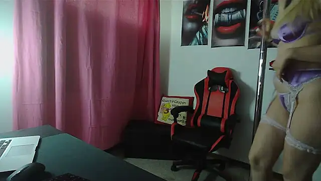 LolaSelvaggia online show from 07/20/26, 04:53
