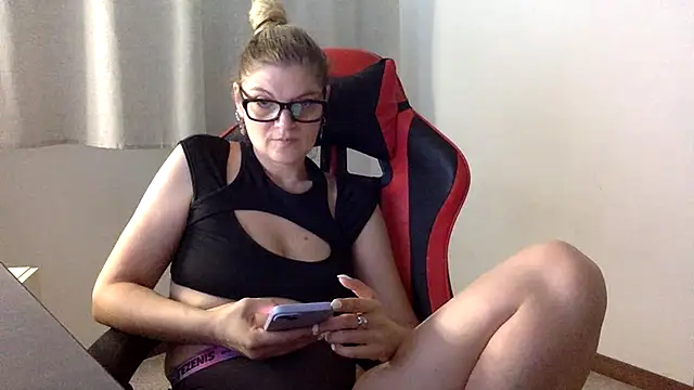 LolaSelvaggia online show from 07/28/26, 02:35