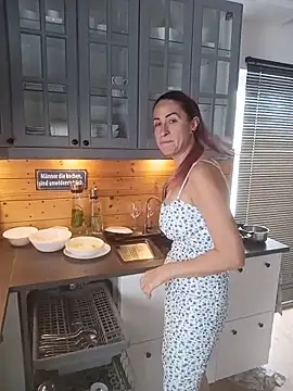GermanMilfJasmin online show from 06/08/26, 08:15