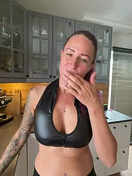 GermanMilfJasmin online show from 07/20/26, 10:39