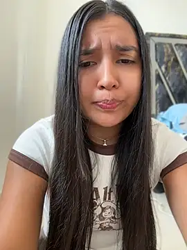 Snapshot of HaileyBieber_ chatting on 07/15/26, 03:50 HaileyBieber online show from 07/15/26, 03:50
