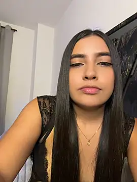 Snapshot of HaileyBieber_ chatting on 07/23/26, 11:35 HaileyBieber online show from 07/23/26, 11:35