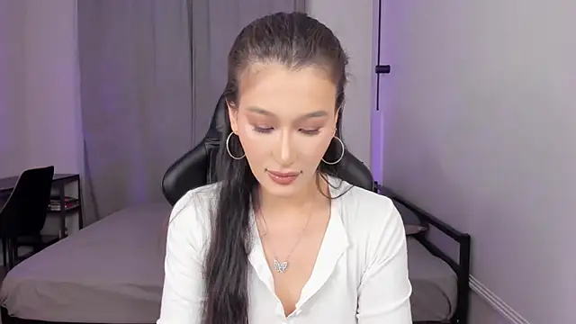 lilly mighty online show from 06/08/26, 05:13