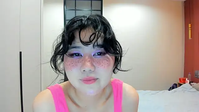  emmy lee online show from 06/11/26, 02:15